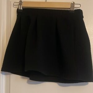 Girls black chevron knit skirt 5/$20